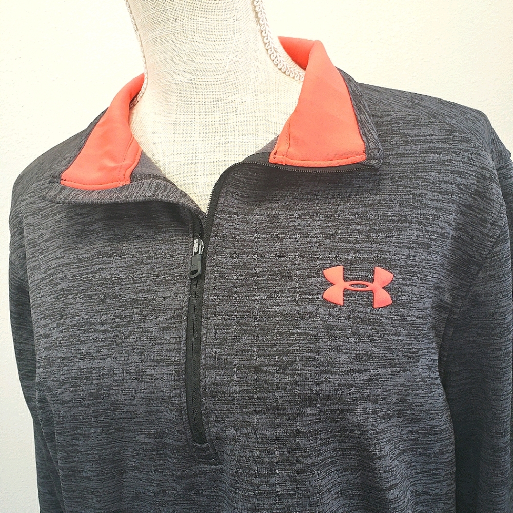 *like new* Under Armour cold gear pullover size M